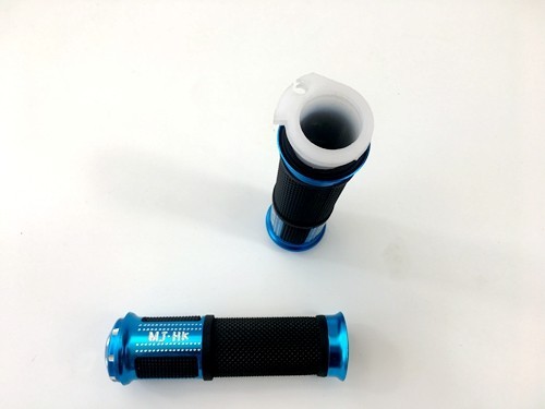 Pair of 7/8" 22mm Universal Motorcycle Motorbike Handlebar Hand Grips Blue