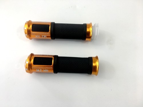 Pair of 7/8" 22mm Universal Motorcycle Motorbike Handlebar Hand Grips Golden