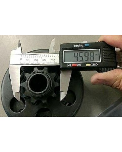 CENTRIFUGAL 6.5HP CLUTCH WITH SPROCKET FOR GX160/200 5.5HP 6.5HP GOKART TRIKE CENTRIFUGAL 6.5HP CLUTCH WITH SPROCKET FOR GX160/200 5.5HP 6.5HP GOKART TRIKE