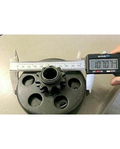 CENTRIFUGAL 6.5HP CLUTCH WITH SPROCKET FOR GX160/200 5.5HP 6.5HP GOKART TRIKE CENTRIFUGAL 6.5HP CLUTCH WITH SPROCKET FOR GX160/200 5.5HP 6.5HP GOKART TRIKE
