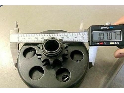 CENTRIFUGAL 6.5HP CLUTCH WITH SPROCKET FOR GX160/200 5.5HP 6.5HP GOKART TRIKE