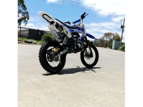 125CC PIT MOTOR DIRT BIKE TRAIL MOTOCROSS PRO KICK START 14/17 BIG WHEEL BLUE 125CC PIT MOTOR DIRT BIKE TRAIL MOTOCROSS PRO KICK START 14/17 BIG WHEEL BLUE