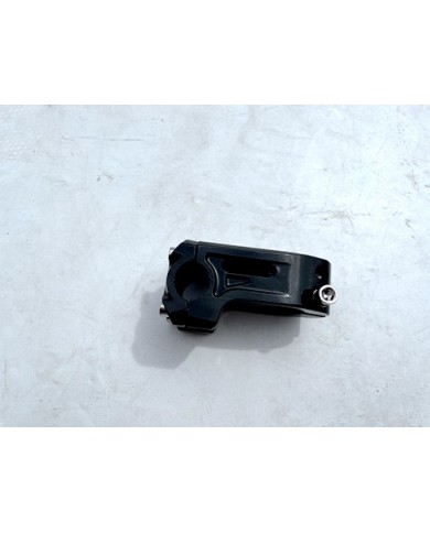 Handle bar Clamp Riser Mount Fit Drfit Trike 49cc 6.5hp 9hp trike 22mm Handle bar Clamp Riser Mount Fit Drfit Trike 49cc 6.5hp 9hp trike 22mm