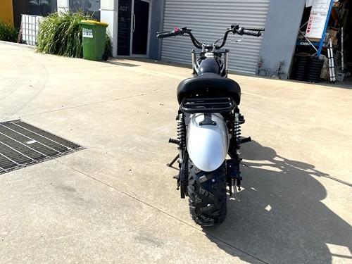 MB200 TrailMaster Hurricane 200X Mini Bike Coleman Full sized Kids Adults Bike BLACK