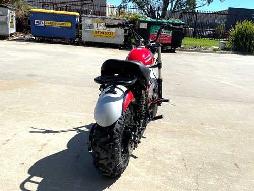 MB200 TrailMaster Hurricane 200X Mini Bike Coleman Full sized Kids Adults Bike RED