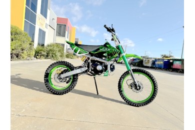 BIGFOOT 125CC PIT MOTOR DIRT BIKE TRAIL MOTOCROSS TERRAIN PRO KICK START GREEN BIGFOOT 125CC PIT MOTOR DIRT BIKE TRAIL MOTOCROSS TERRAIN PRO KICK START GREEN