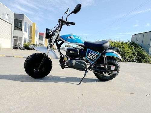 MB200X TrailMaster Hurricane Mini Bike Coleman Full sized REC-REG E-start BLUE