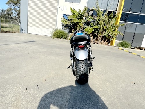 MB200X TrailMaster Hurricane Mini Bike Coleman Full sized REC-REG E-start BLUE