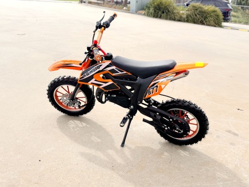 49cc Mini Motor Dirt Bike, Pocket Rocket, Pee Wee Motorcycle, ATV 50CC Engine for Kids in Orange 49cc Mini Motor Dirt Bike, Pocket Rocket, Pee Wee Motorcycle, ATV 50CC Engine for Kids in Orange