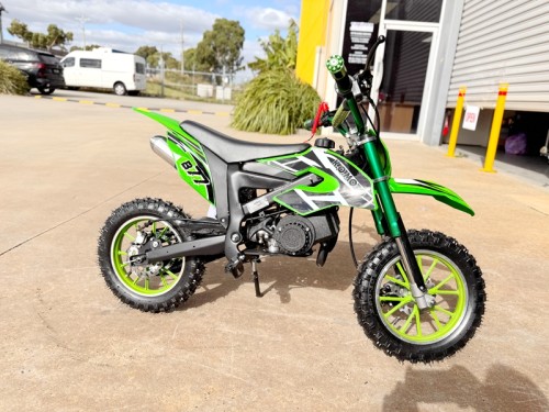 49cc Motorbike Mini Motor Dirt Bike for Kids, Pocket Rocket, Pee Wee Motorcycle 50cc in Green 49cc Motorbike Mini Motor Dirt Bike for Kids, Pocket Rocket, Pee Wee Motorcycle 50cc in Green