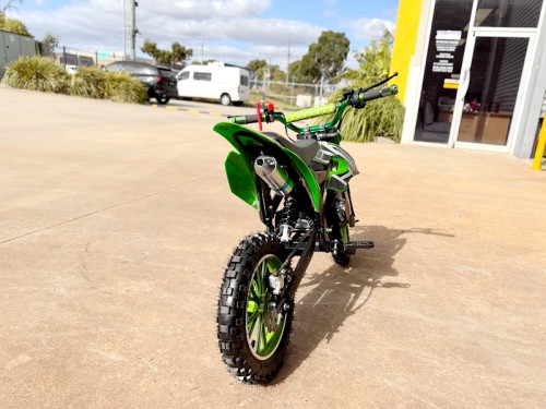 49cc Motorbike Mini Motor Dirt Bike for Kids, Pocket Rocket, Pee Wee Motorcycle 50cc in Green 49cc Motorbike Mini Motor Dirt Bike for Kids, Pocket Rocket, Pee Wee Motorcycle 50cc in Green