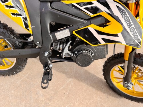 49CC MINI MOTOR DIRT BIKE KIDS POCKET ROCKET PEE WEE MOTORCYCLE ATV 50CC YELLOW 49CC MINI MOTOR DIRT BIKE KIDS POCKET ROCKET PEE WEE MOTORCYCLE ATV 50CC YELLOW