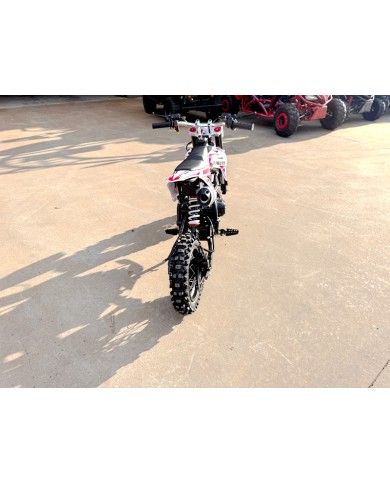 Bolt 50 50cc Kids Dirt Bike 4-Stroke Electric Start Safe Easy Fun Off Road AUTO RED Bolt 50 50cc Kids Dirt Bike 4-Stroke Electric Start Safe Easy Fun Off Road AUTO RED